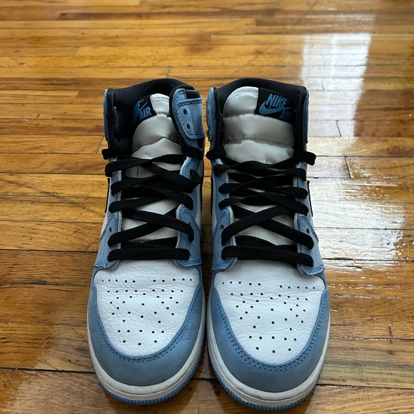 university blue mids